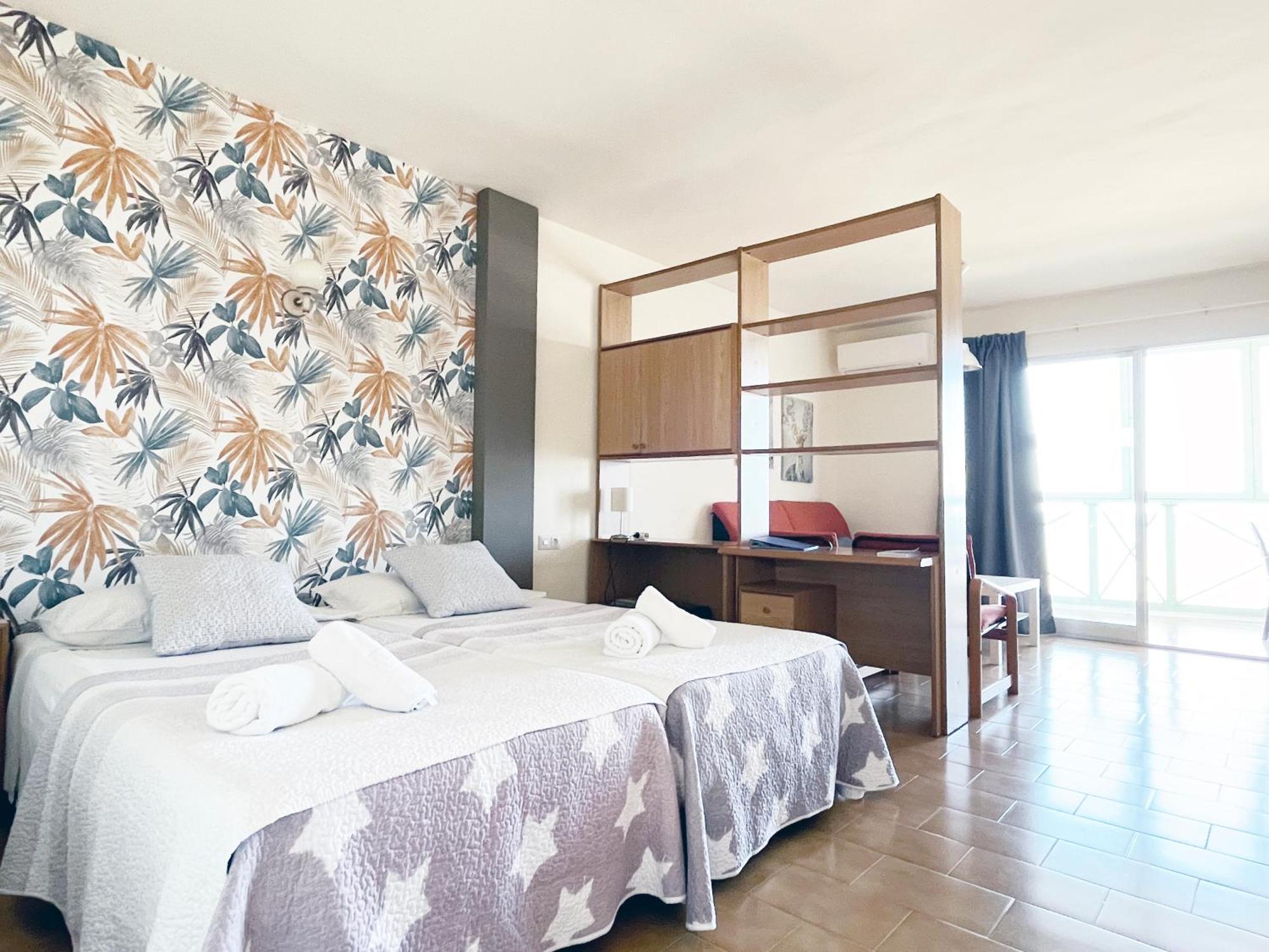 Apartamentos Acuario 데니아 외부 사진